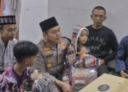 Wujud Simpati Polri, Kapolres Blitar Berikan Trauma Healing kepada Keluarga Korban Mutilasi