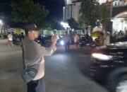 Polsek Labuapi Atur Lalu Lintas, Ibadah Ramadan Makin Nyaman