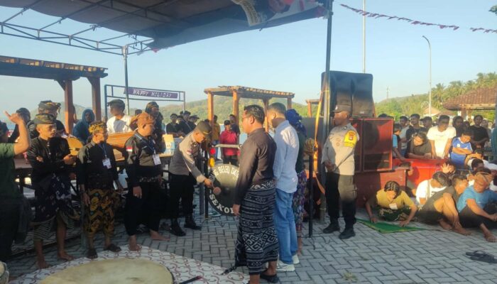 Tradisi Peresean Warnai Sekotong Barat, Dukung Pariwisata dan Ekonomi Kreatif