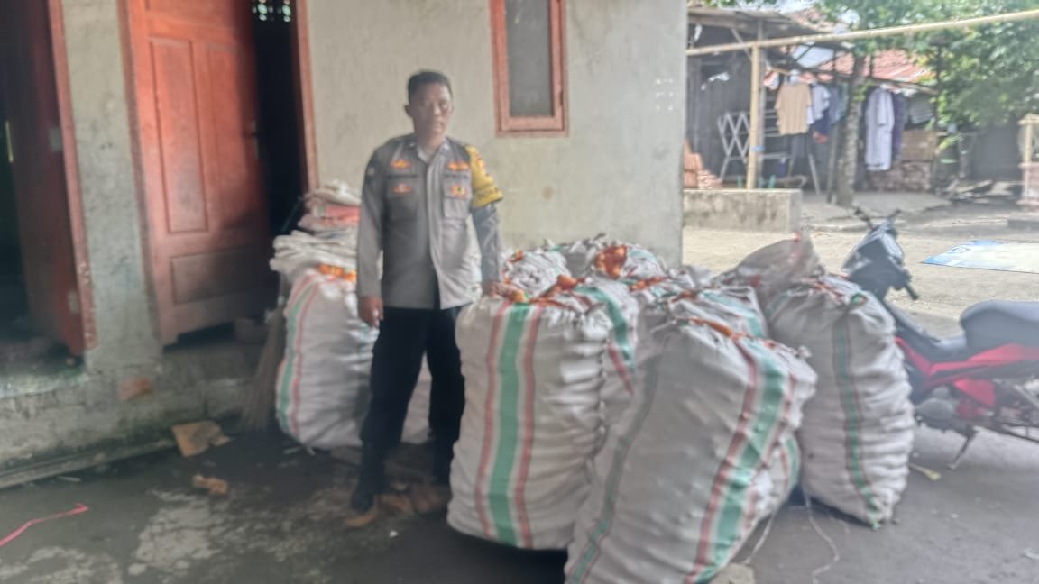 Sinergi Polri–Petani di Beleka: Kualitas Jagung Dijaga Ketat untuk BULOG