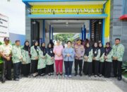 Kapolri Singgung Wujudkan Generasi Emas Usai Tinjau SMP Kemala Bhayangkari Karanganyar