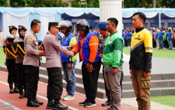 Kapolri Pimpin Apel Ojol Kamtibmas di Jabar: Bersatu Padu Jaga Keamanan